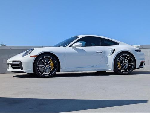 2021 Porsche 911 Turbo S