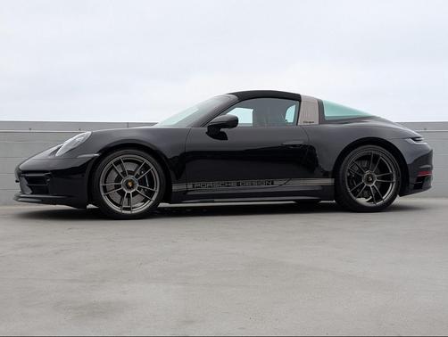 2024 Porsche 911 Targa