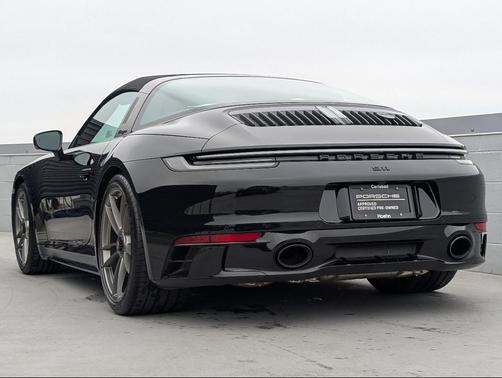 2024 Porsche 911 Targa