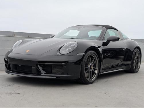 2024 Porsche 911 Targa