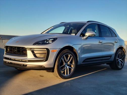 2024 Porsche Macan Base