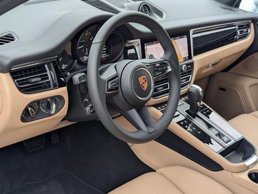 Blackmo*carraraw 2026 Porsche Macan Macan