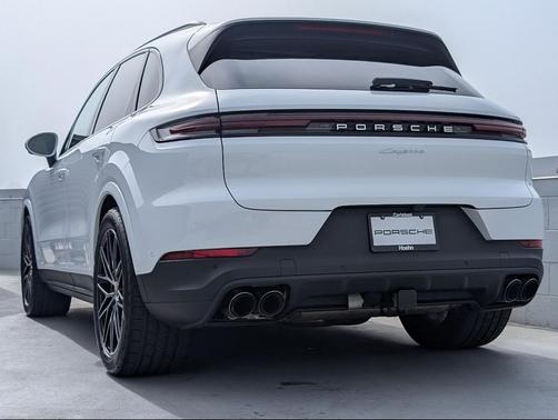 2025 Porsche Cayenne Cayenne