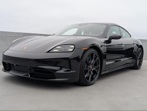 2025 Porsche Taycan GTS