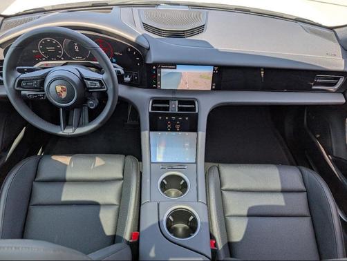 2025 Porsche Taycan 4