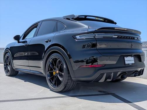 2024 Porsche Cayenne Turbo GT