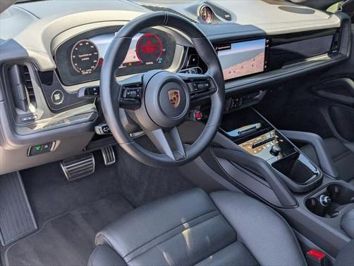 2024 Porsche Cayenne Turbo GT