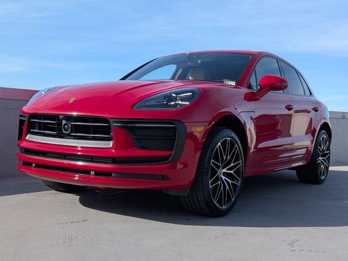 2026 Porsche Macan 