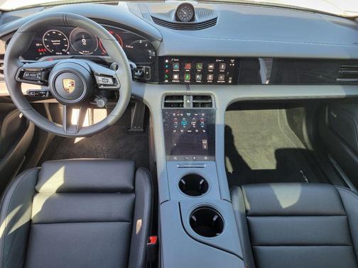 2025 Porsche Taycan 4S