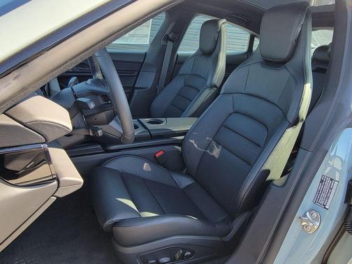 2025 Porsche Taycan 4S