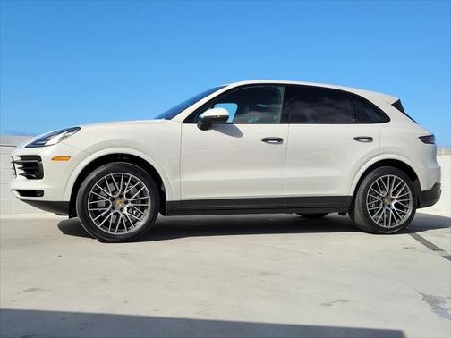 2022 Porsche Cayenne Platinum Edition