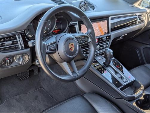 2024 Porsche Macan