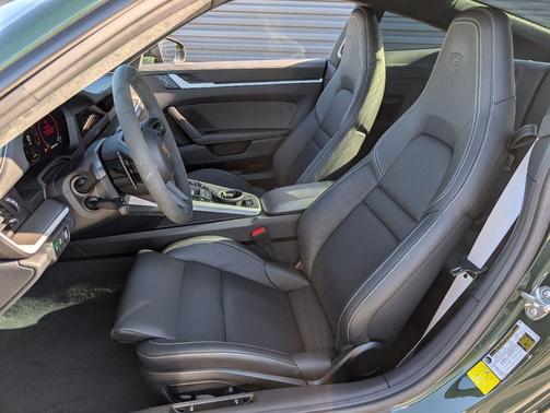 2026 Porsche 911 Carrera GTS