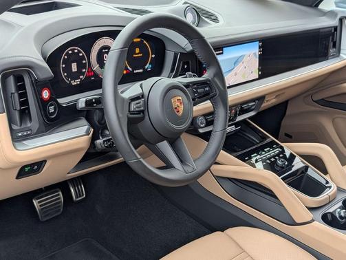 2024 Porsche Cayenne Cayenne Turbo E-Hybrid