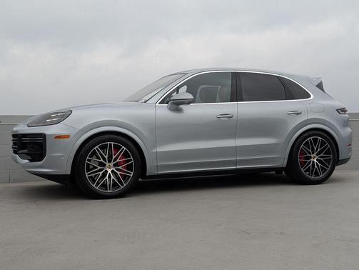2024 Porsche Cayenne Cayenne Turbo E-Hybrid