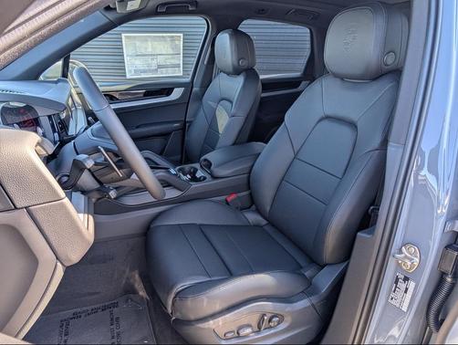 2025 Porsche Cayenne Cayenne