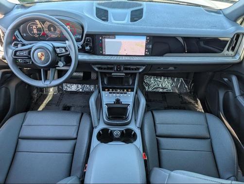 2025 Porsche Cayenne Cayenne