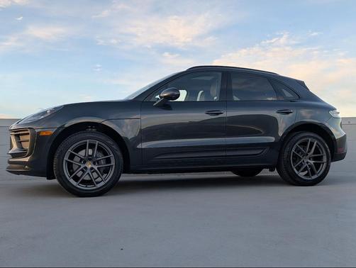 2024 Porsche Macan 