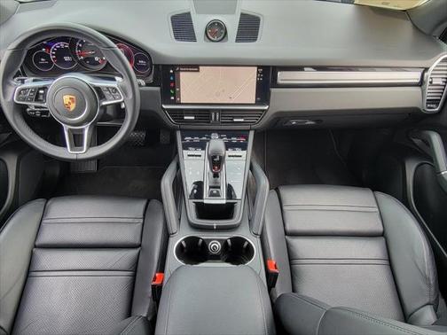 2023 Porsche Cayenne Platinum Edition
