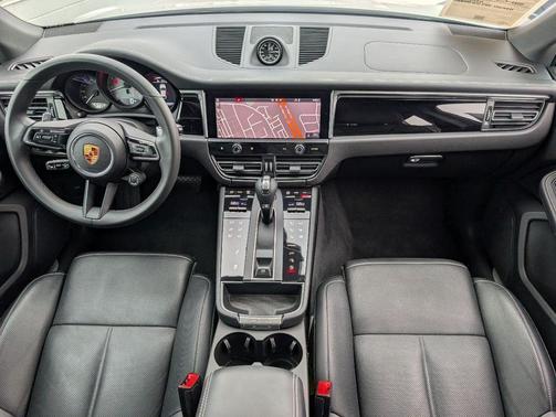 Chalk 2024 Porsche Macan Macan S