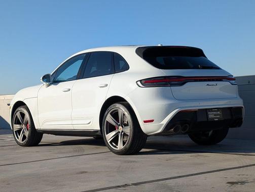 2023 Porsche Macan S