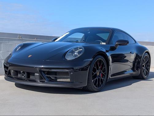 2024 Porsche 911 Carrera GTS