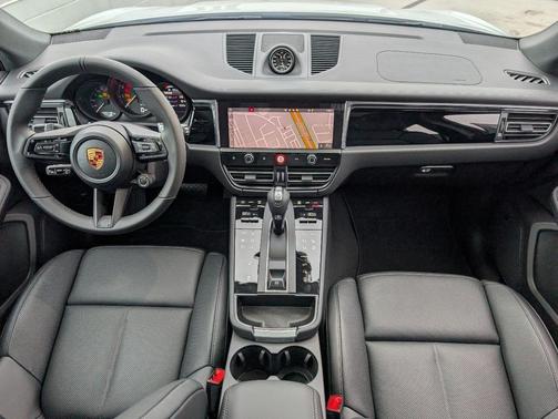 2026 Porsche Macan T