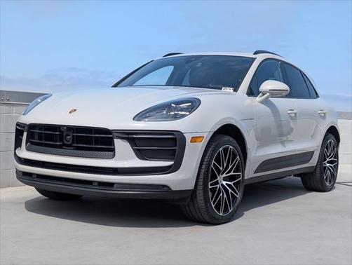 2024 Porsche Macan Base