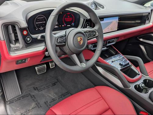 2025 Porsche Cayenne S