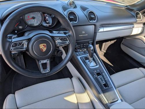 2024 Porsche 718 Boxster S