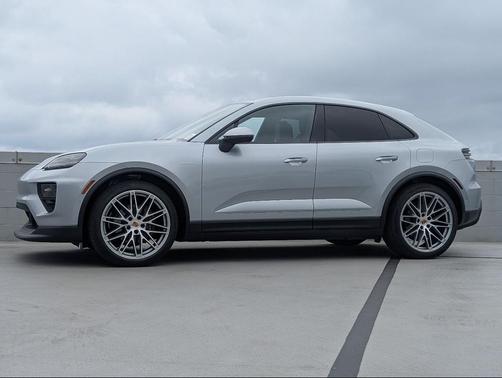 2025 Porsche Macan Electric