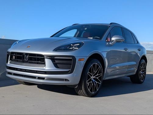 2026 Porsche Macan 