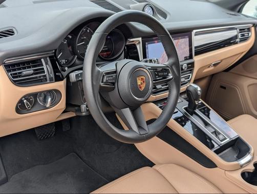 2024 Porsche Macan