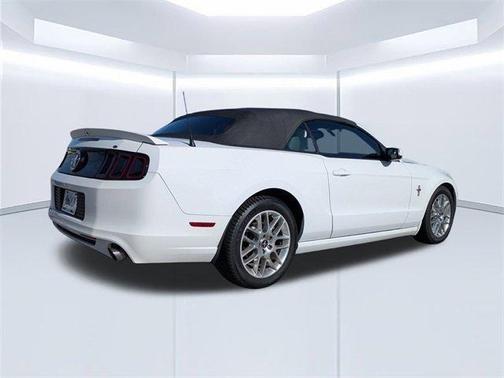 2014 Ford Mustang V6 Premium