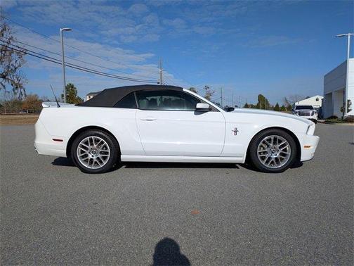 2014 Ford Mustang V6 Premium