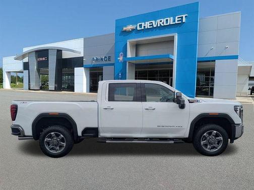 Summit White 2026 GMC Sierra 2500 SLT