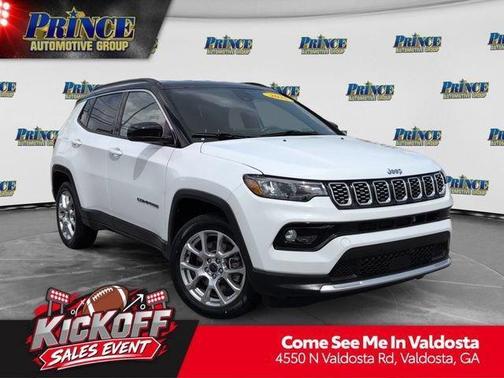 Bright White Clearcoat 2025 Jeep Compass Limited