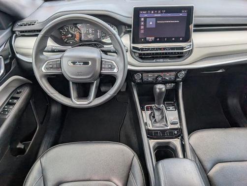 Bright White Clearcoat 2025 Jeep Compass Limited