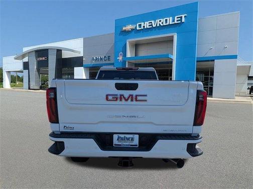 2025 GMC Sierra 2500 Denali