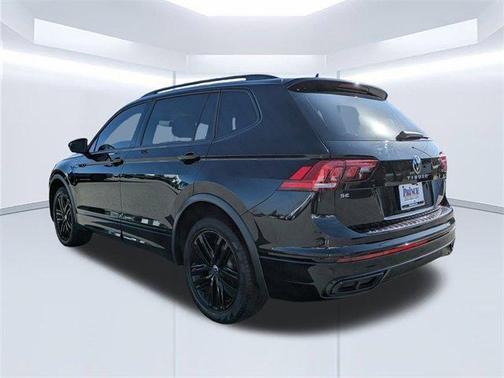 2022 Volkswagen Tiguan 2.0T SE R-Line Black