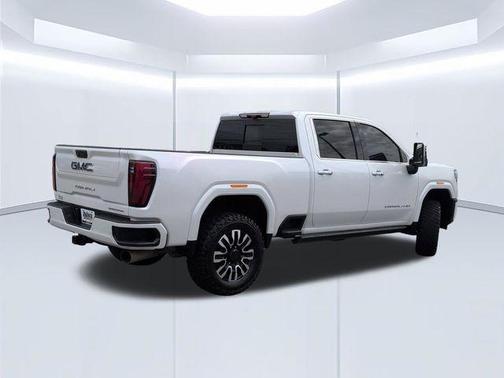 White Frost Tri-Coat 2025 GMC Sierra 2500 Denali Ultimate