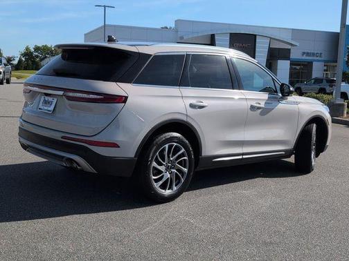 Pearl Metallic 2022 Lincoln Corsair Standard