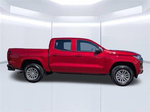 2025 Chevrolet Colorado LT