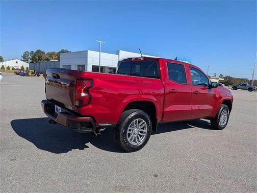2025 Chevrolet Colorado LT