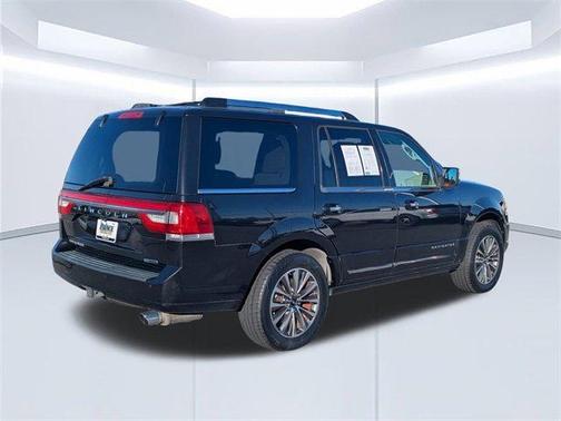 2015 Lincoln Navigator Base
