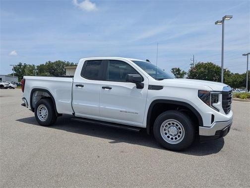 2025 GMC Sierra 1500 Pro