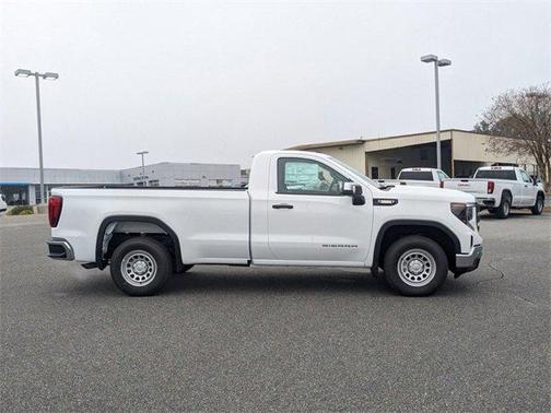 2025 GMC Sierra 1500 Pro