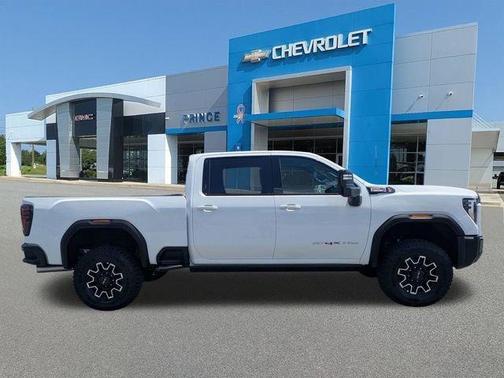 Summit White 2026 GMC Sierra 2500 AT4X
