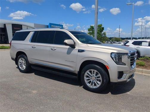 2023 GMC Yukon XL SLT
