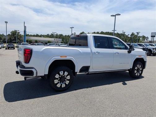 2025 GMC Sierra 2500 Denali